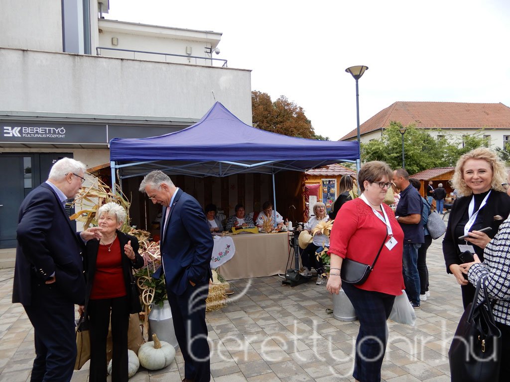 Helyi Értékek Startja 75
